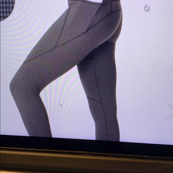 Sweaty Betty- Power 7/8 Workout Leggings - Picture 1 of 7